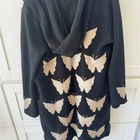 Johnny Waas Embroidered Cardigan with Butterfly Design - Picture 6 of 12